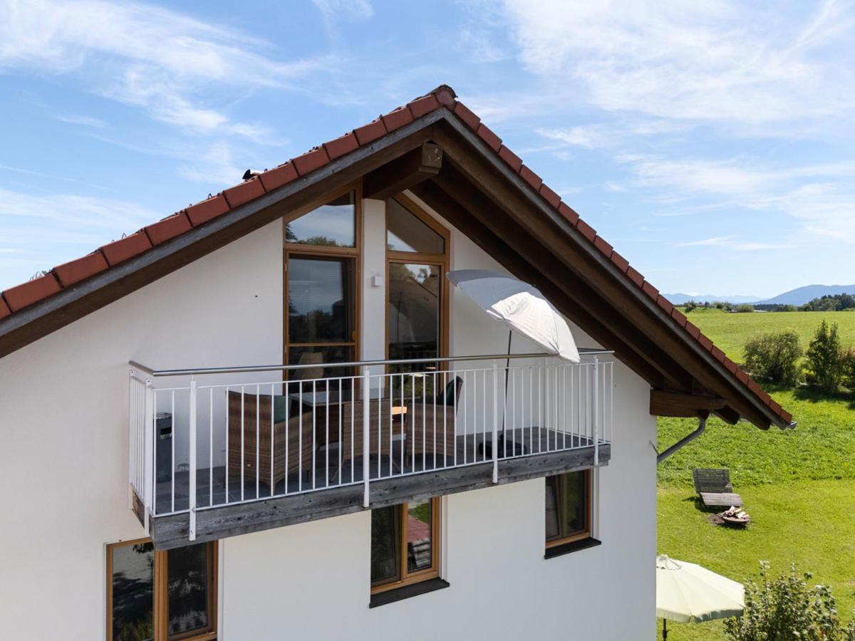 BALANCED Eurasburg Apartments, vollausgestatte Ferienwohnungen auf dem Land - Chambres d'hôtes Eurasburg