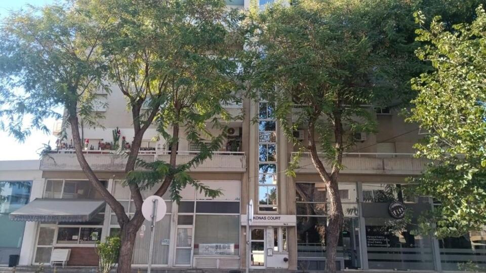 Charming 2 Bdr Nicosia Apt Free Parking & Wi-Fi - Chambres d’hôtes Nicosie