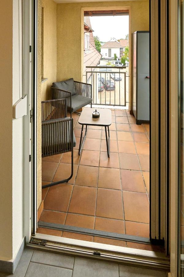Wohlfühlnest St Leon Rot Aufzug Klima Balkon - Bed and Breakfast Sankt Leon-Rot