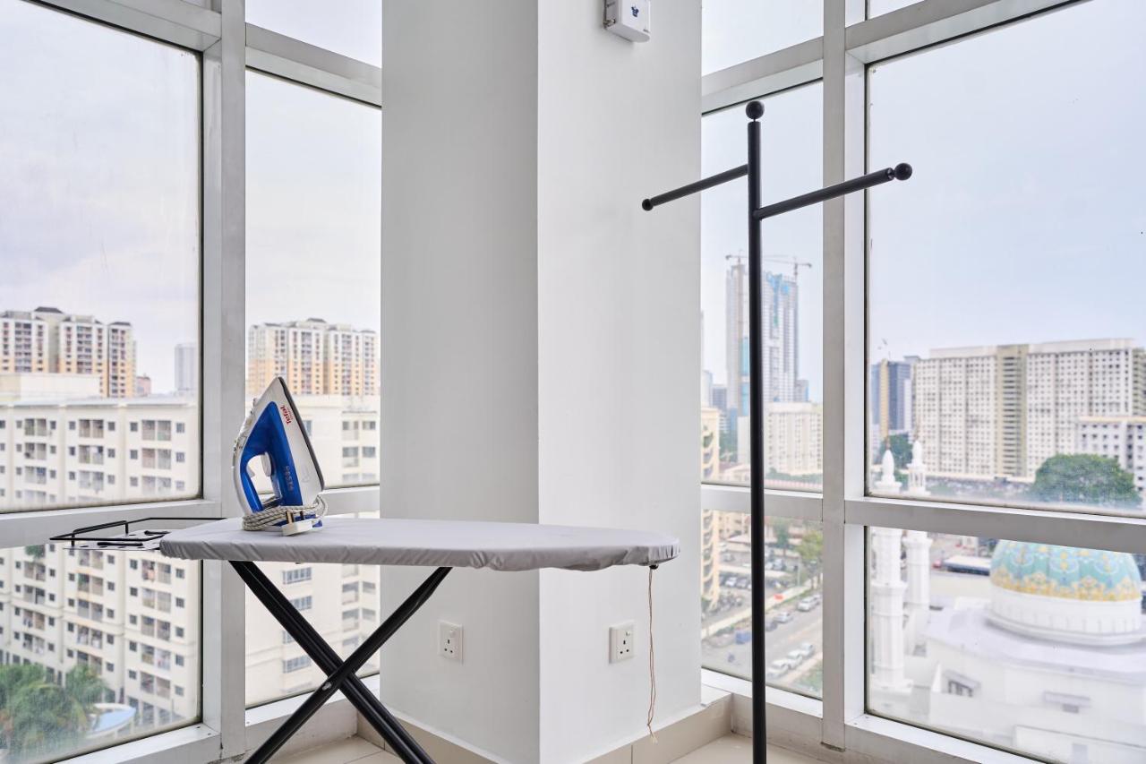 Maritime Suite with Seaview 2BR - Water Dispenser - Dryer - B&B George Town