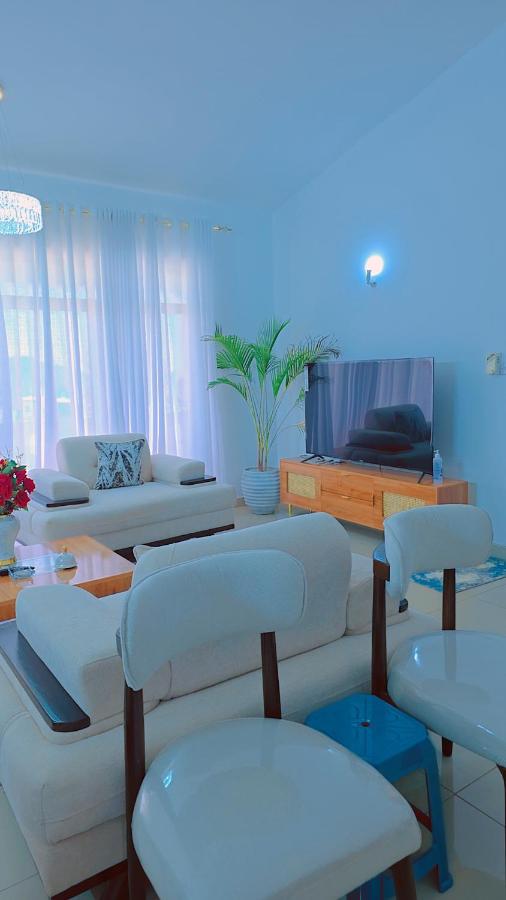 Wavefront Air-bnb studio Shanzu,Mombasa - B&B Mombasa