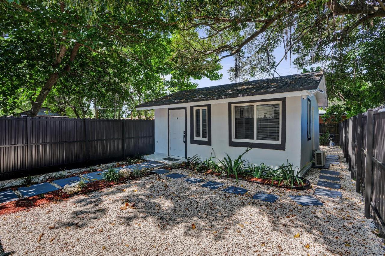 Heart of Miami Oasis, Modern, Steps from It All - Chambres d’hôtes Miami