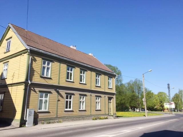 Riia mnt 5 Apartment - B&B
