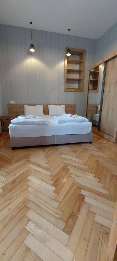 Habitación Familiar con balcón