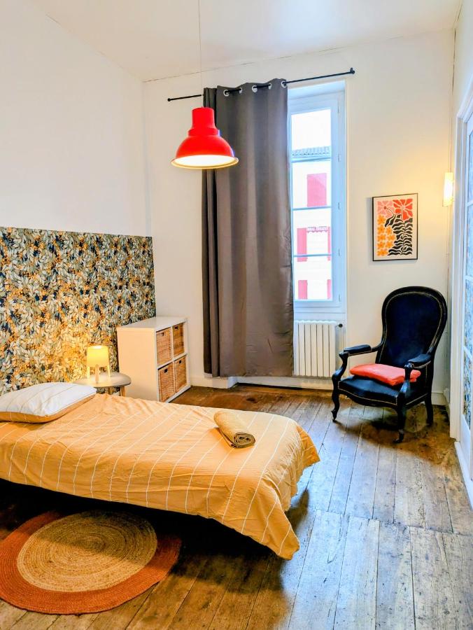 Chambre Simple avec Salle de Bains Commune