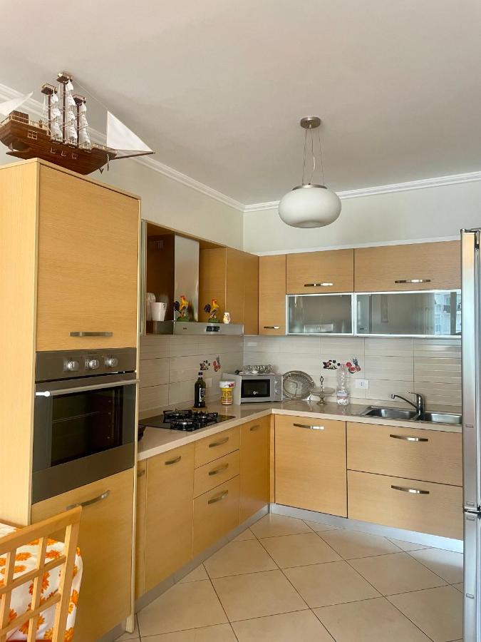 Iva Apartment - B&B Durazzo