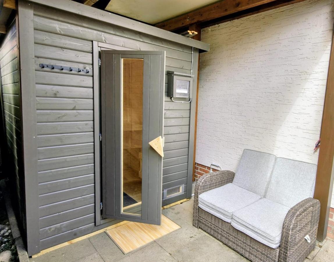 Gemütliches, ruhiges Zimmer mit eigenem Bad - B&B Brennenheide