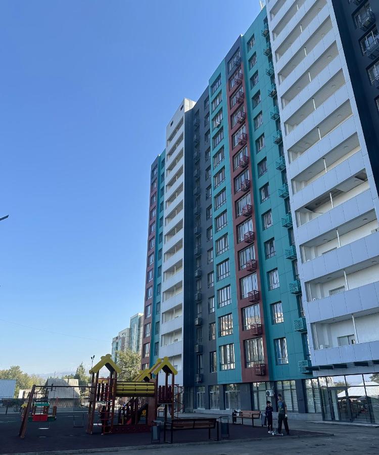 Замечательная квартира в жилом комплексе Union - Chambres d’hôtes Almaty