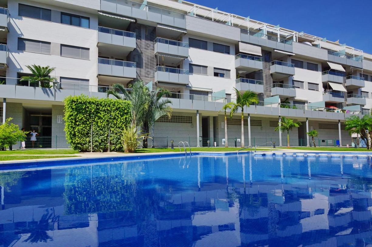ÁTICO dúplex con vistas al MAR, CASTILLO y MONTAÑA, estancia mínima de 10 noches - Chambres d'hôtes Denia