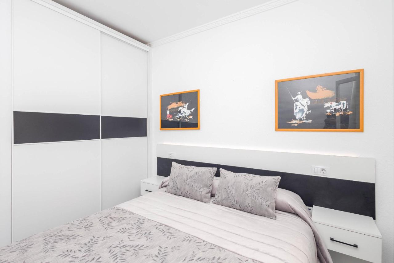 Apartamentos L O L A Arguineguin - Chambres d’hôtes Arguineguín