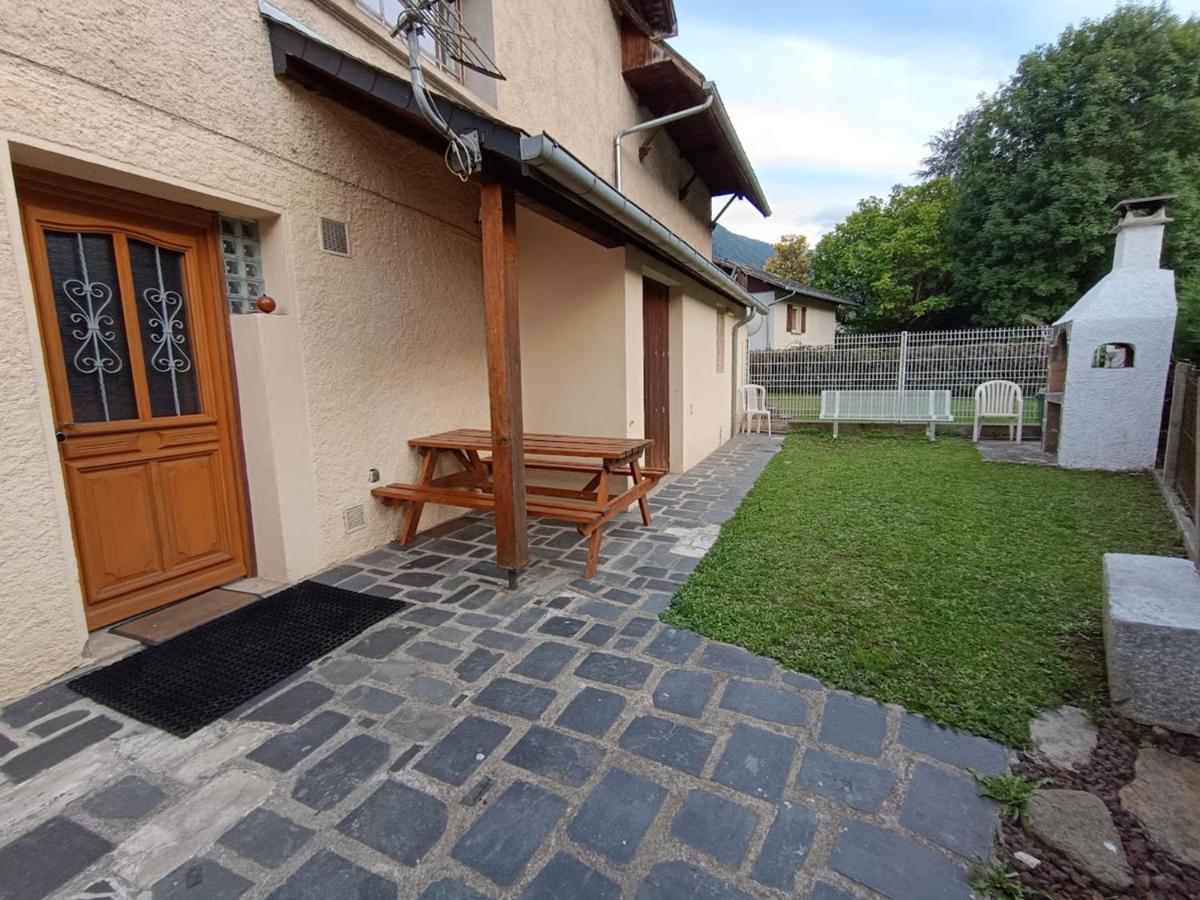 Le Saint M, T3, wifi, parking, jardin, Saint Mamet - B&B Saint-Mamet