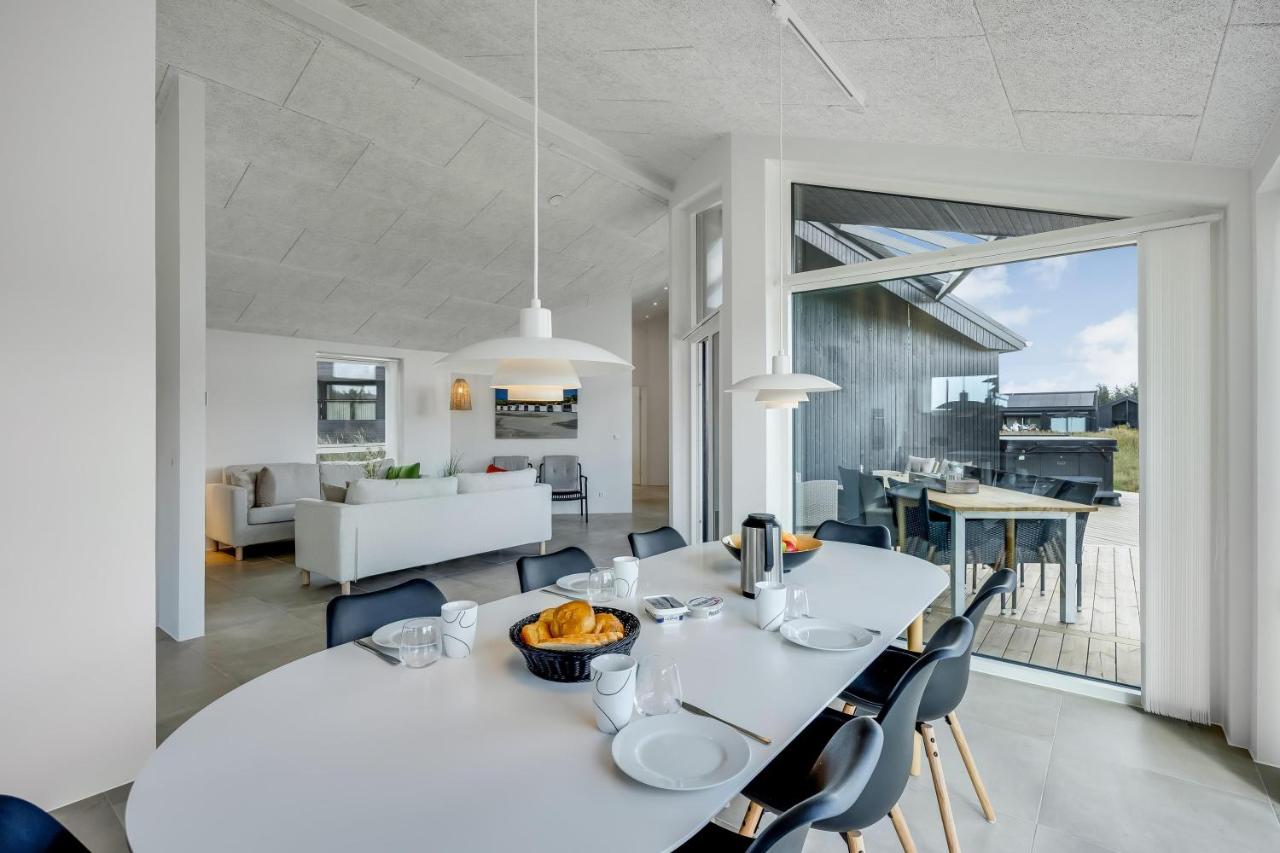 Inviting Holiday Home At Ulken 7 Newly Built In 2025 - B&B Løkken