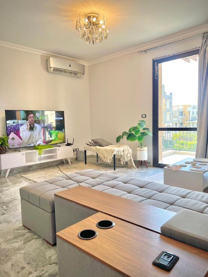 Panoramic View Luxury 2 Beds Hotel Apart - East Town Compound - Sodic - New Cairo - Cairo - Chambres d'hôtes Le Caire