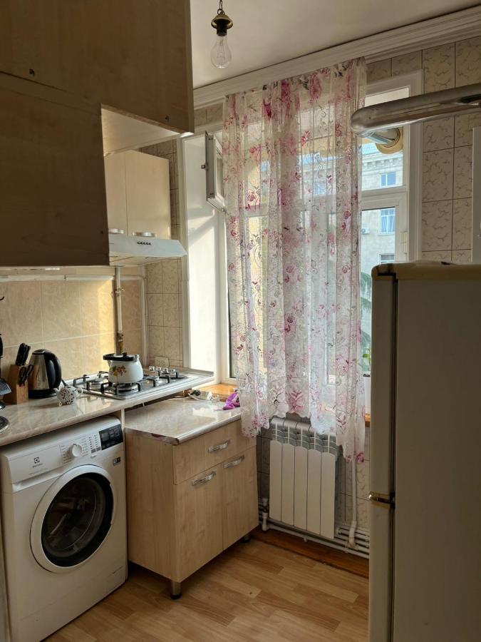 Gəncədə 2 otaqlı təmirli və əşyalı mənzil - Chambres d’hôtes Gandja