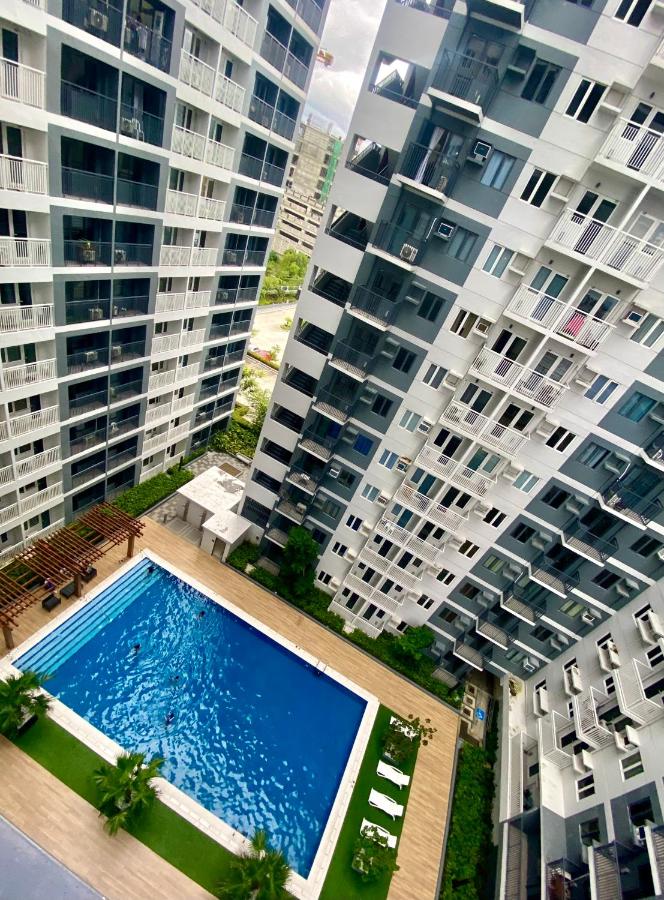 Luxe Living - B&B Iloilo City