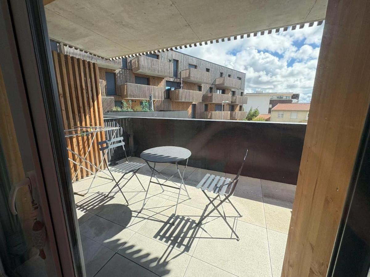 Studio cosy et sa terrasse - B&B La Rochelle