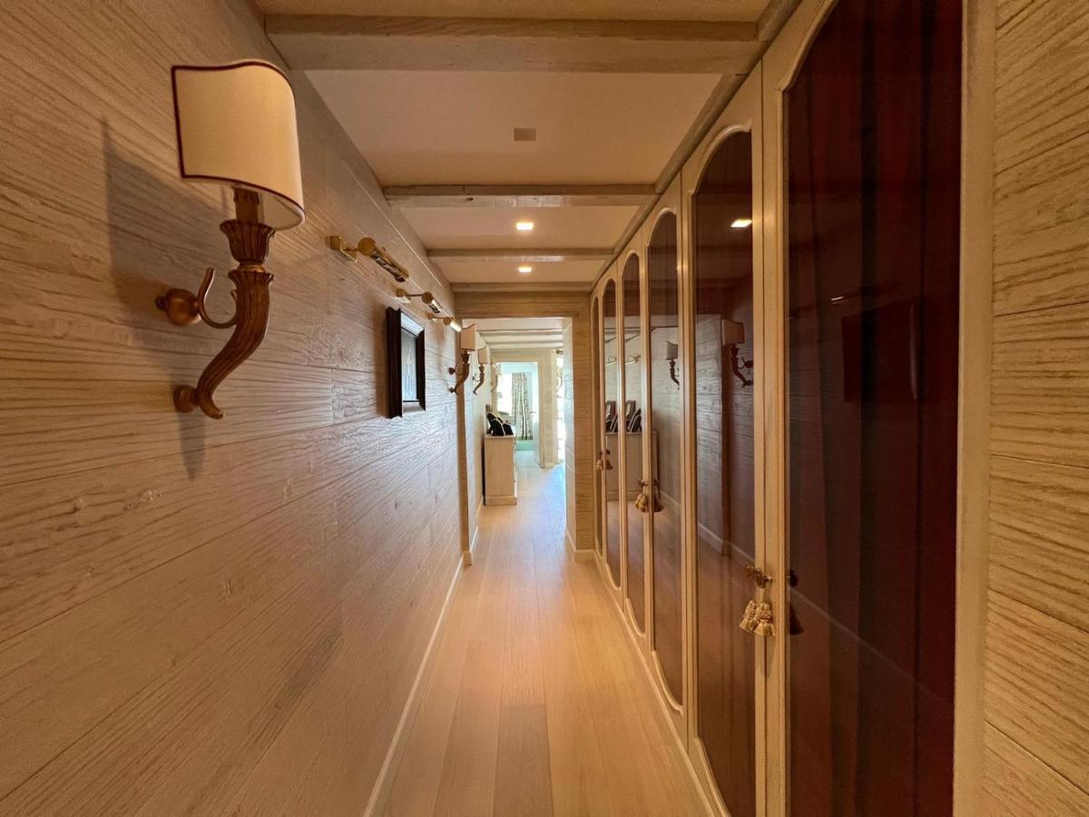 Two-Bedroom Deluxe Apartment