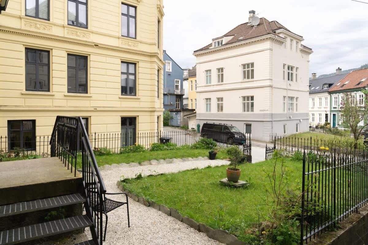 DINBNB Apartments l Historical Building I 100m To University Museum - Bed and Breakfast Bergen