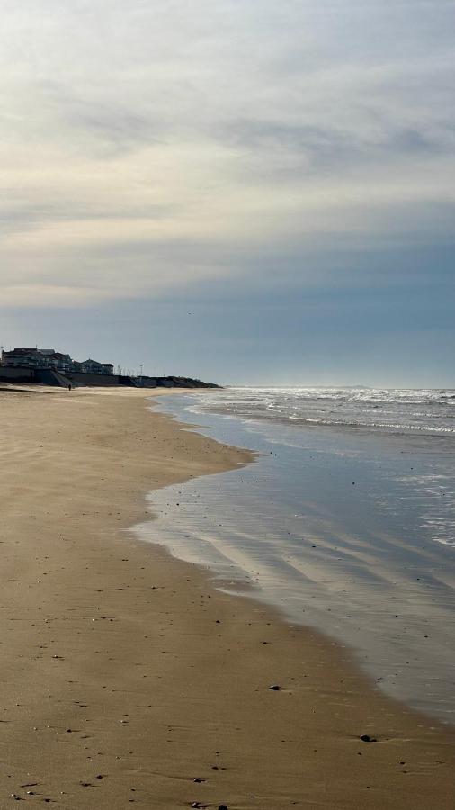 Bel appartement à 100m de la plage avec parking privé - B&B Saint-Jean-de-Monts