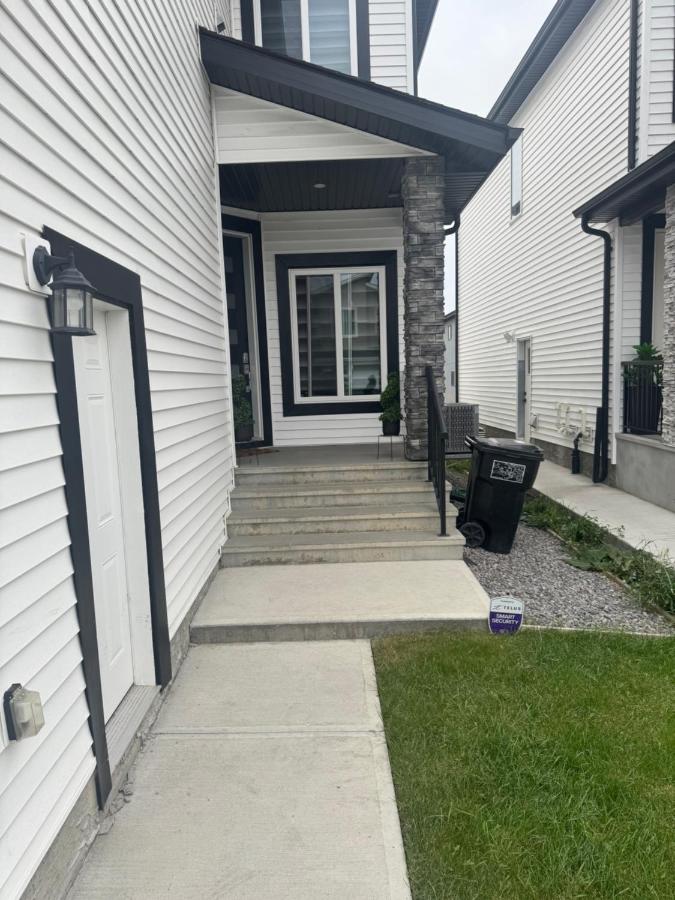 Sammy's Place - Bed and Breakfast Edmonton