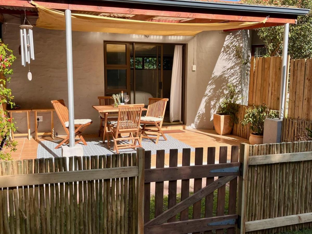 Vines Cottage, The Vines, Constantia - B&B Meadowridge