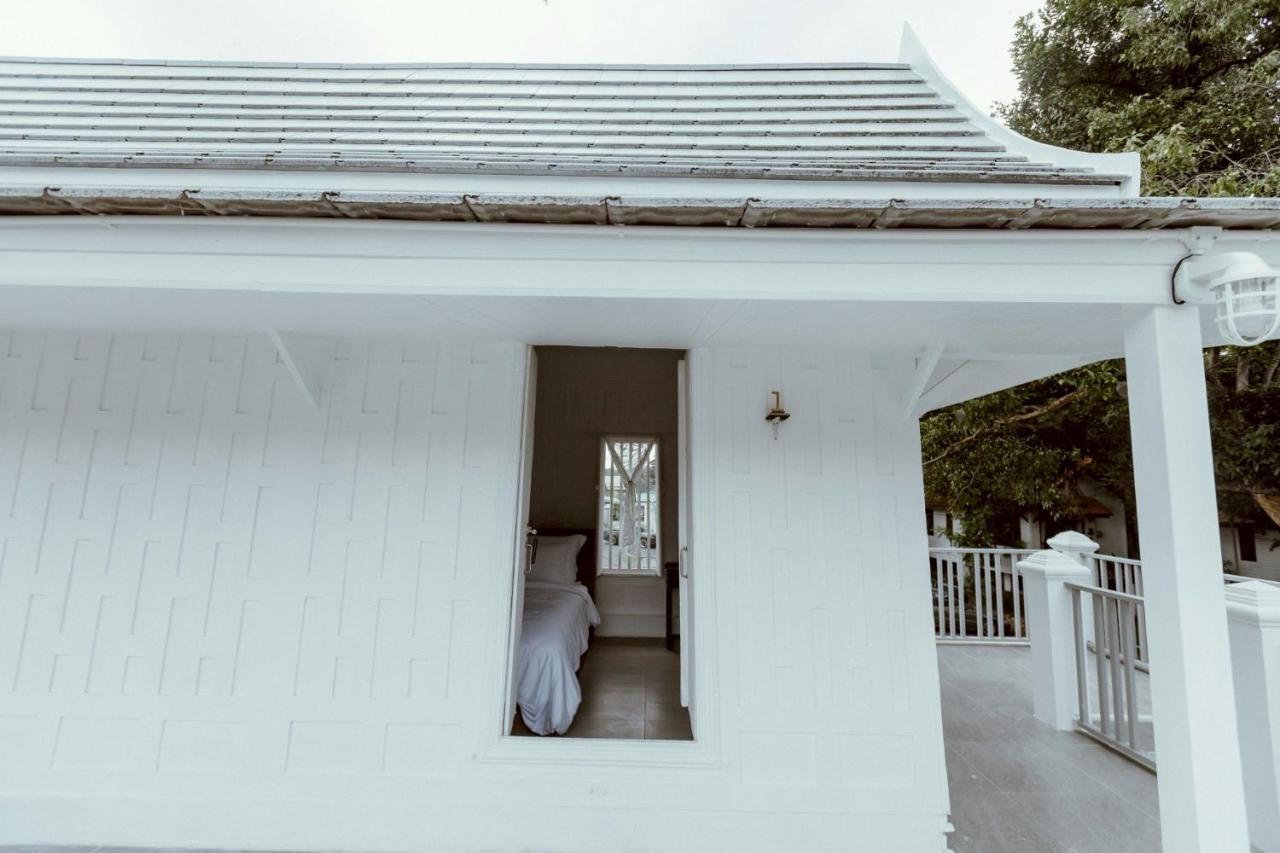 Habitación Doble con balcón (3 adultos)