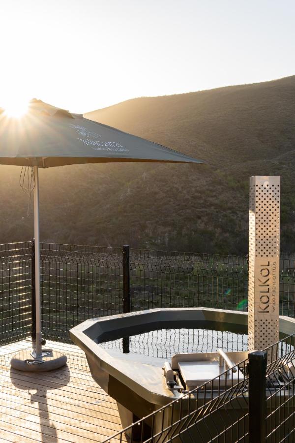 Nicara Luxury Ecocabin Honeypunch - B&B Keysers