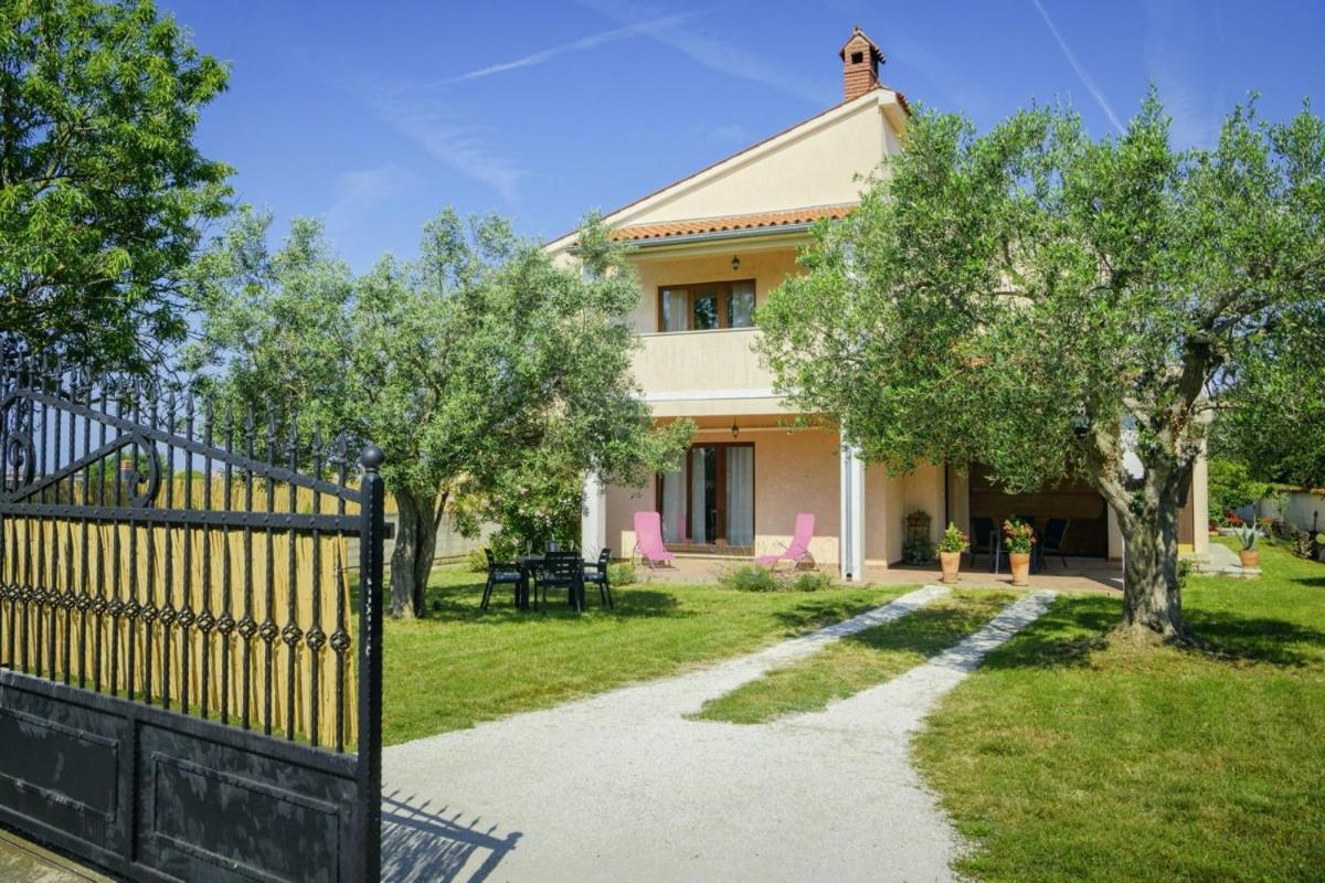 Istria Rosa in Pula - Istrien - B&B Pula