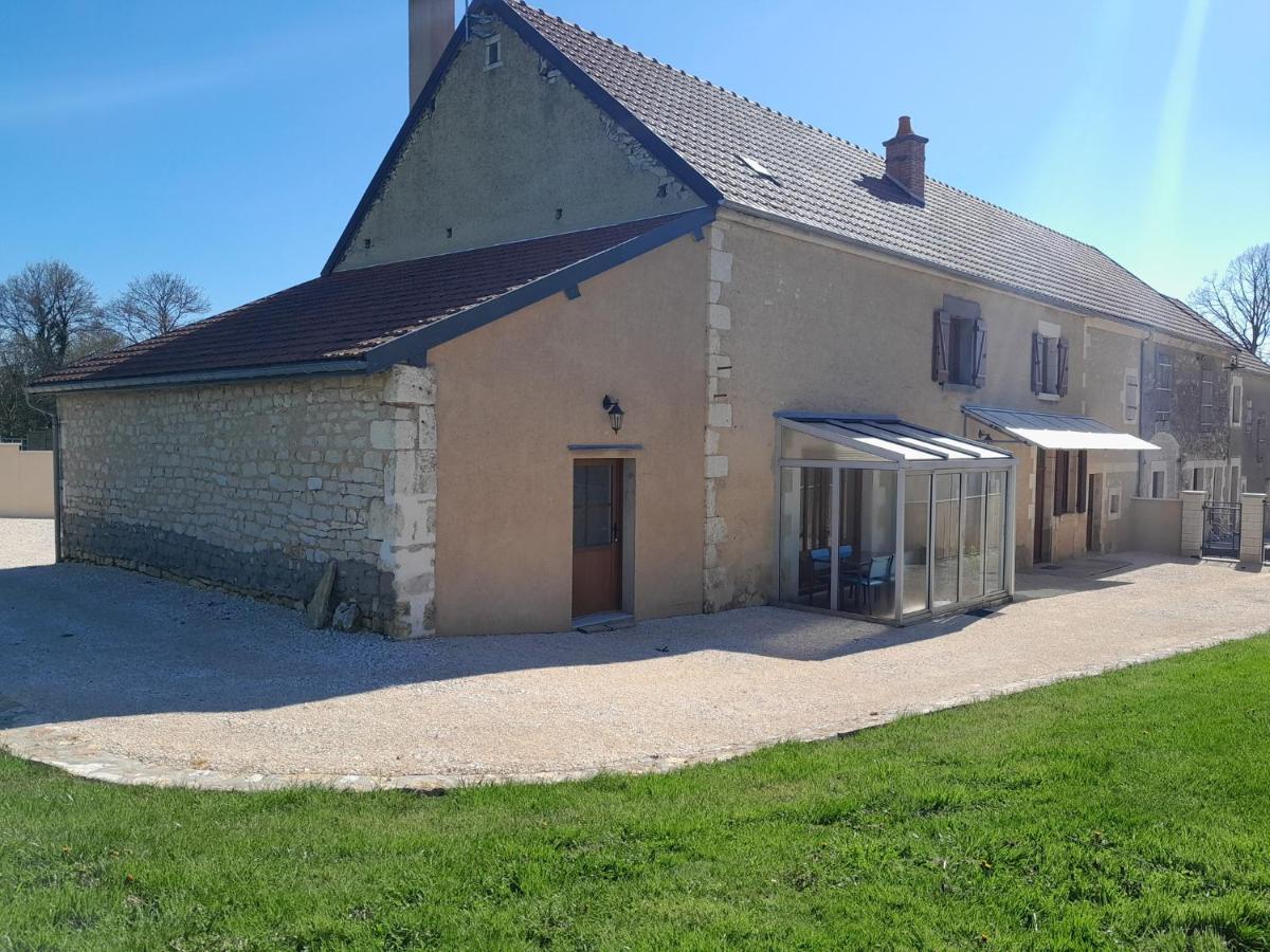 La maison Cécile 15/17 pers - Chambres d’hôtes Étais-la-Sauvin