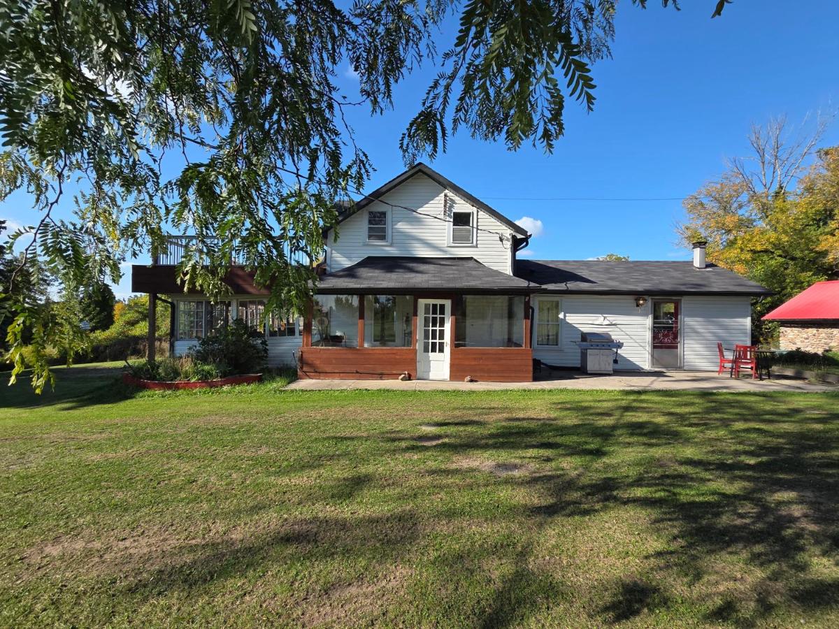 The Gathering Spot - Soccer and Cricket Ground - B&B Roseneath