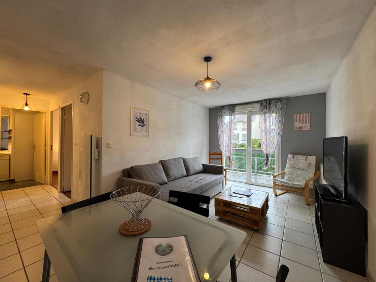 Le Cocoon des Réservoirs - Parking & Terrace - Bed and Breakfast Vichy