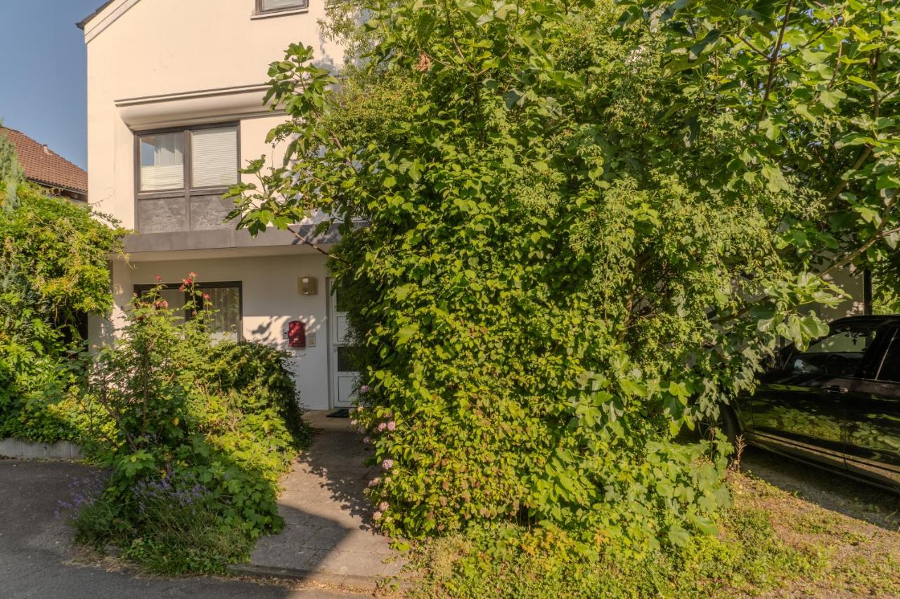 2 BR Apartment - Terrace - Lake Bodensee - Free Parking - B&B Mitten
