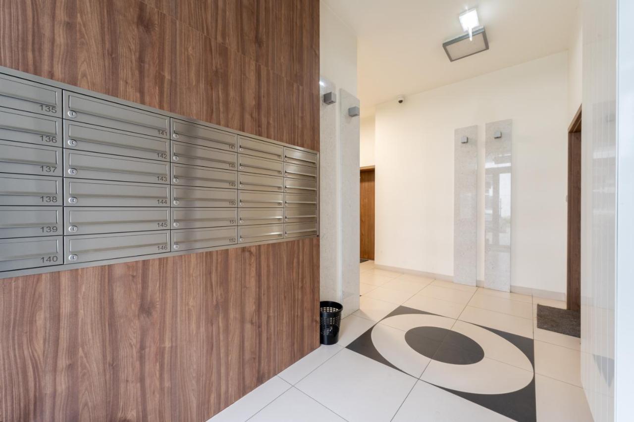 Walerego Sławka Harmony Apartment by BookingHost - B&B Krakow