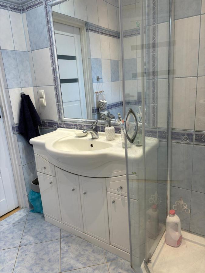 Smile Room Balice - B&B Liszki