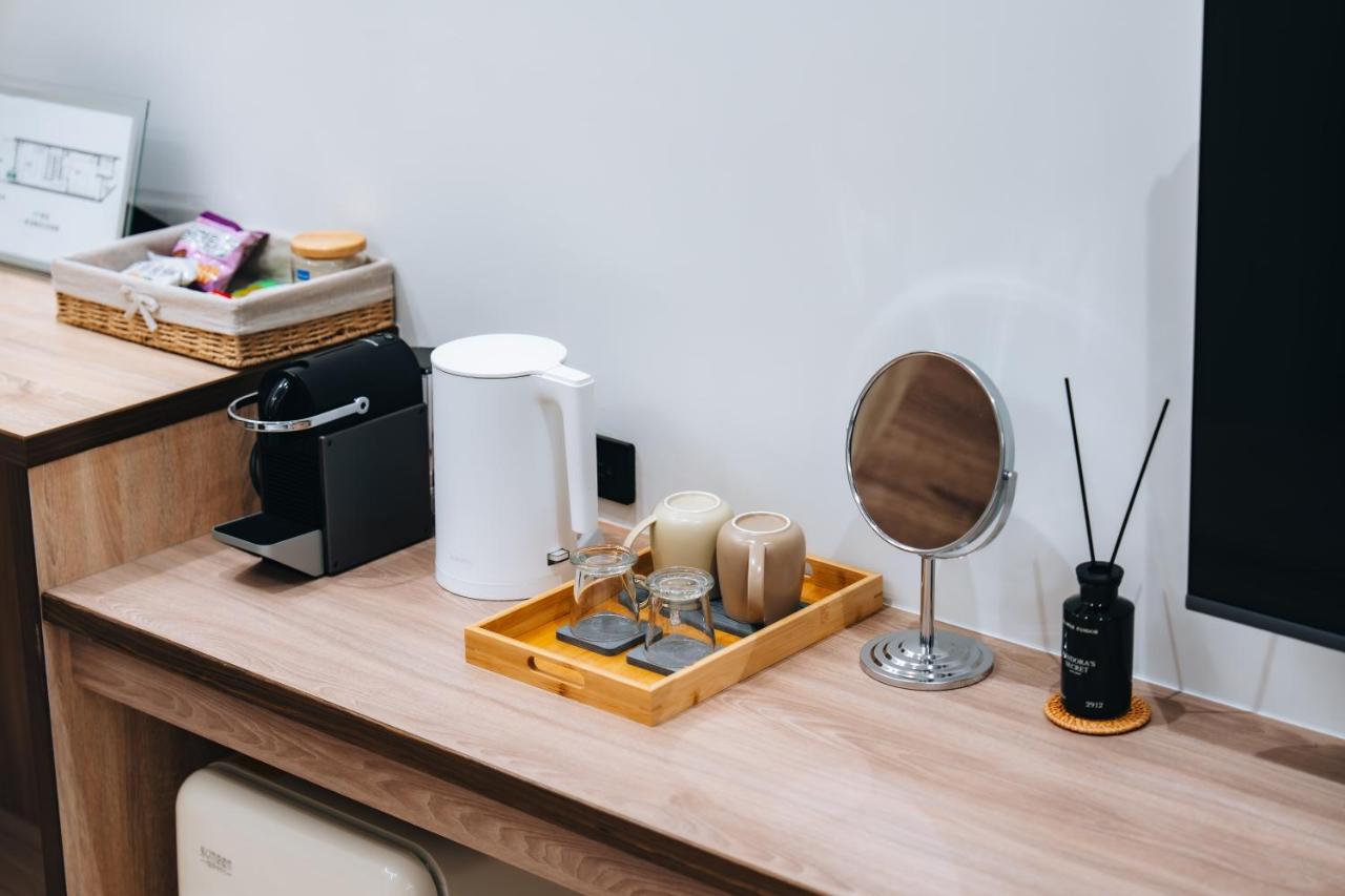 Zhuzhu Light Hotel - B&B Zhushan