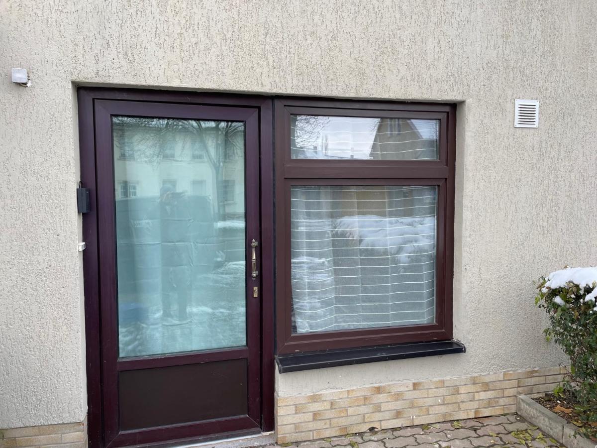 Handwerkerwohnung "Daniel" inklusive Stellplatz - Ferienwohnung Kröllwitz