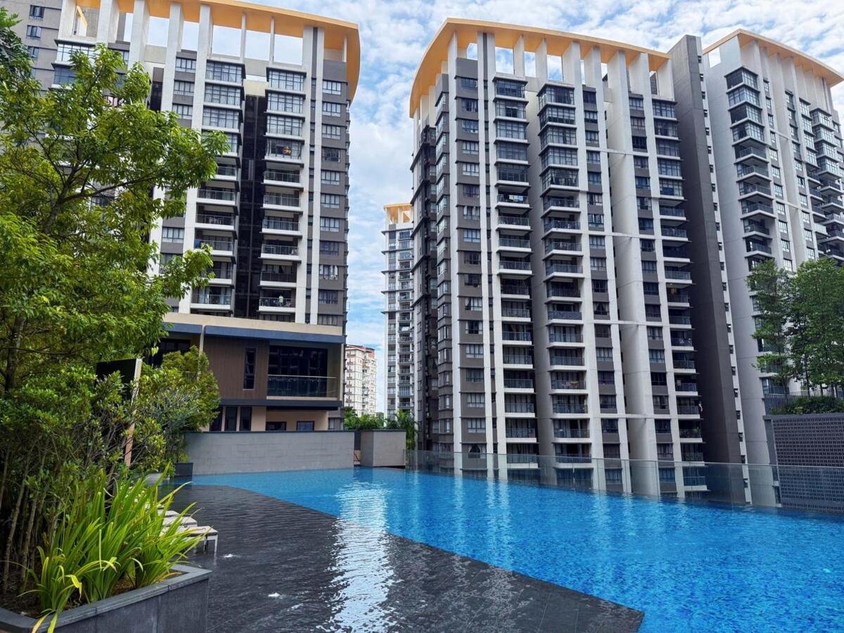 2BR Modern High-Floor with Balcony Near LRT Sri Rampai - Ferienwohnung Kuala Lumpur
