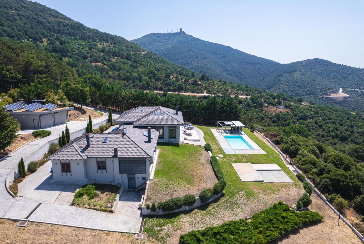 SKYLINE VILLA ESTATE The Luxury Mountain Experience - B&B Chortiatis