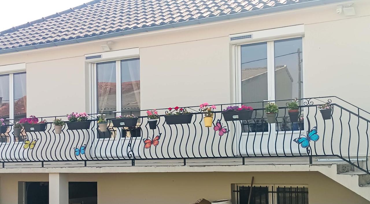 Agréable et Calme - B&B Confolens