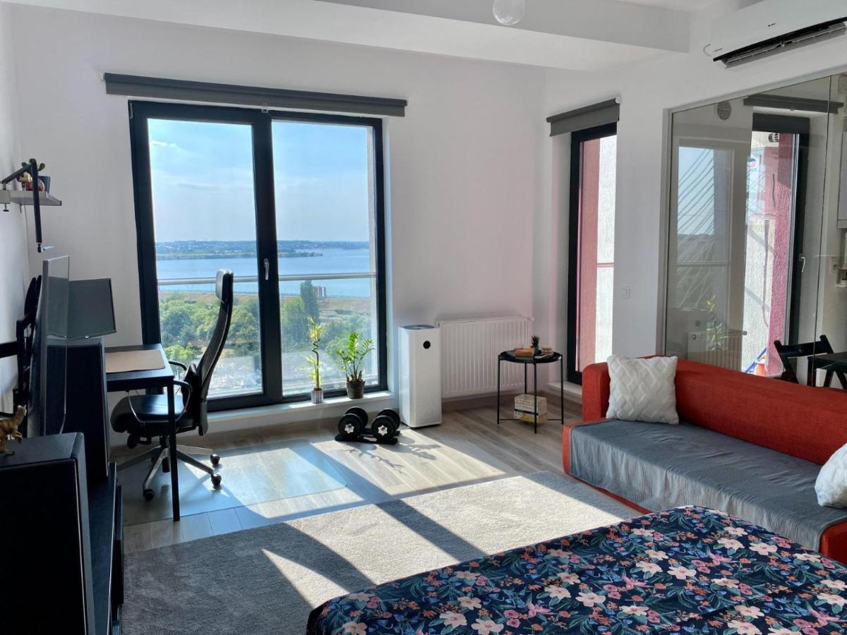 Independence Studio - B&B Bucharest