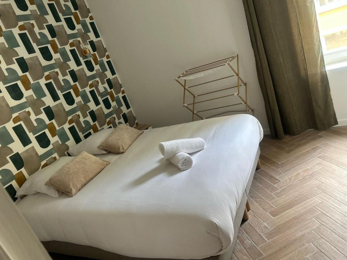 MOON 26 - Appartement Nice 6P - B&B Nizza