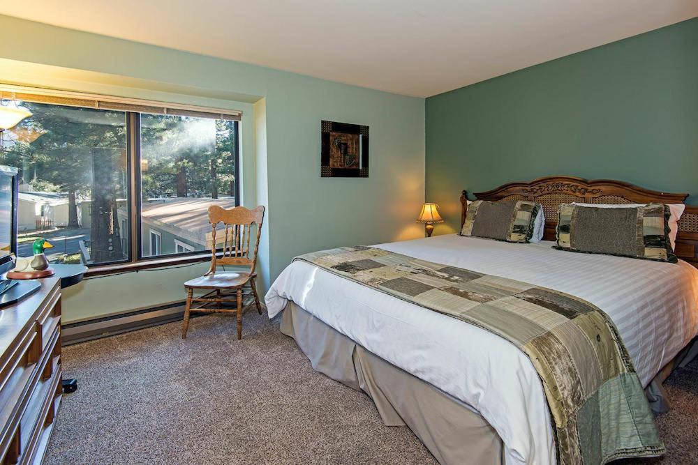 Horizons 4 - Walk to Shops & Eateries - B&B Mammoth Lakes