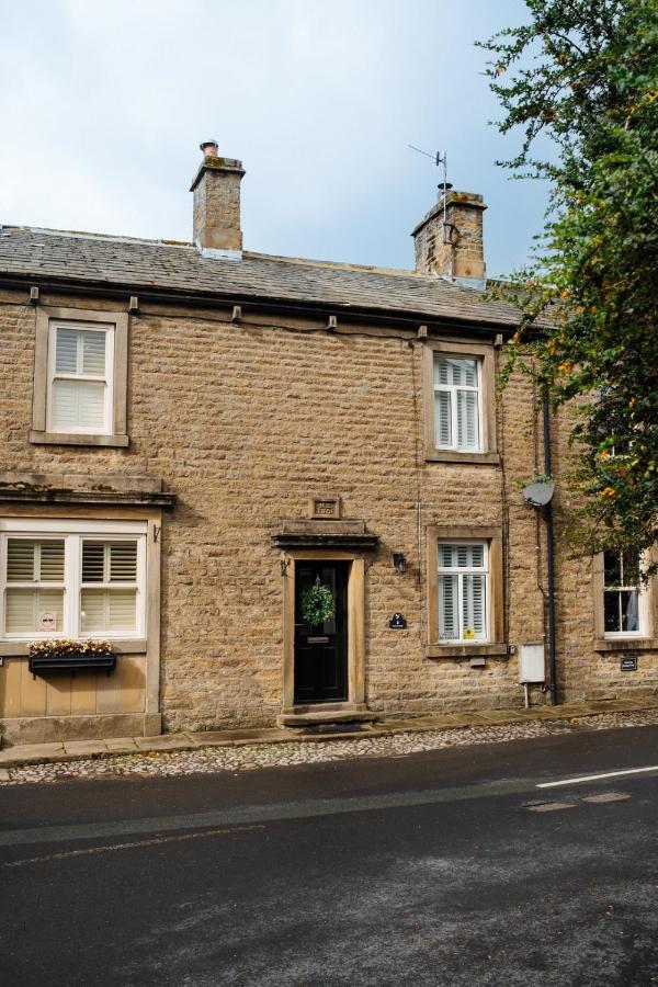 Cottage in Grassington: Cosy 2-Bedroom Retreat - Bed and Breakfast Grassington