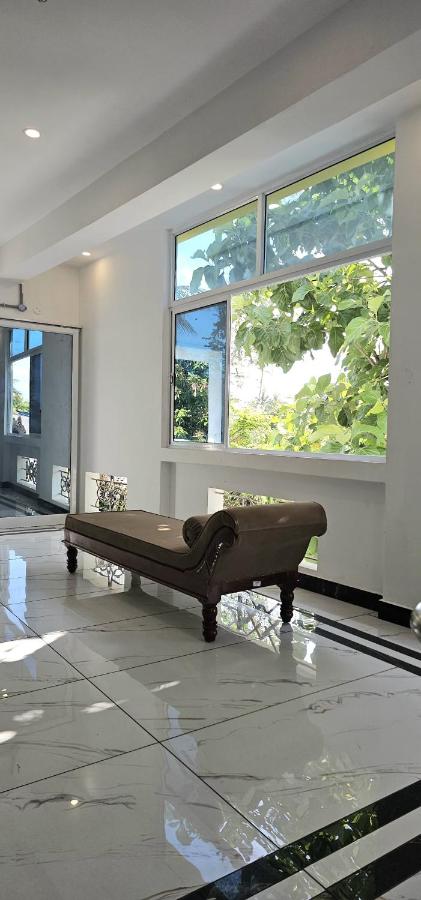 Coral Reef Eden Beach Resort - B&B Vīrāmpatnam