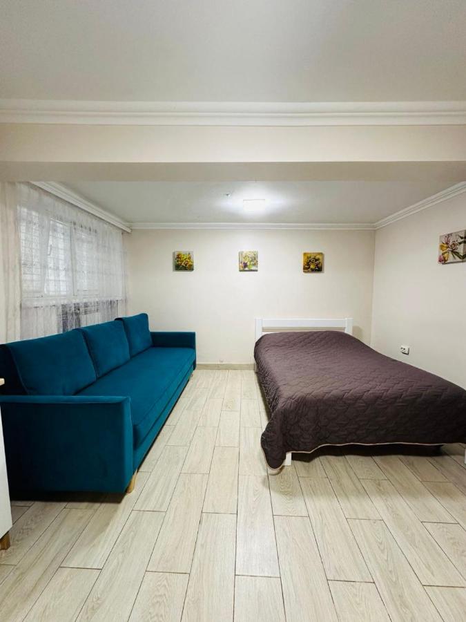 Бюджетна студія біля резиденції університету - B&B Chernivtsi