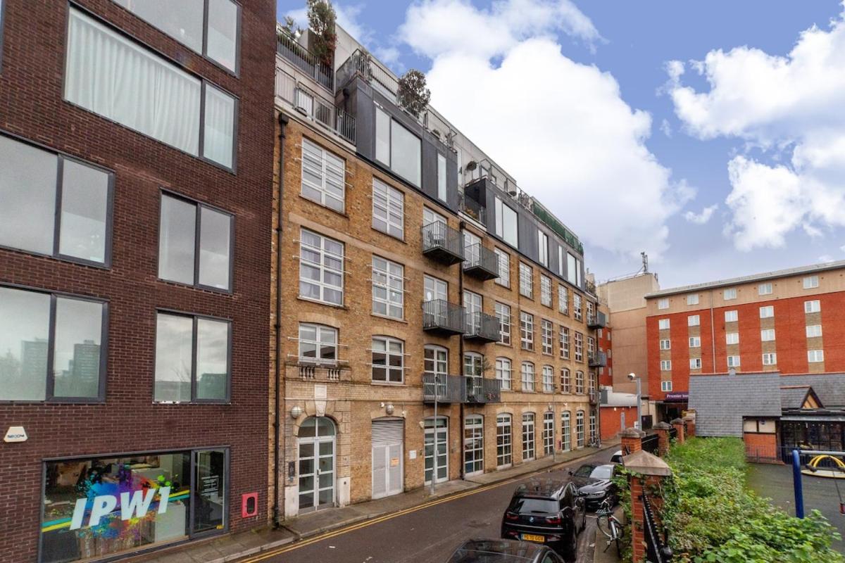 Bright 2-Bed Home near Tower Bridge & Shard - B&B Londra