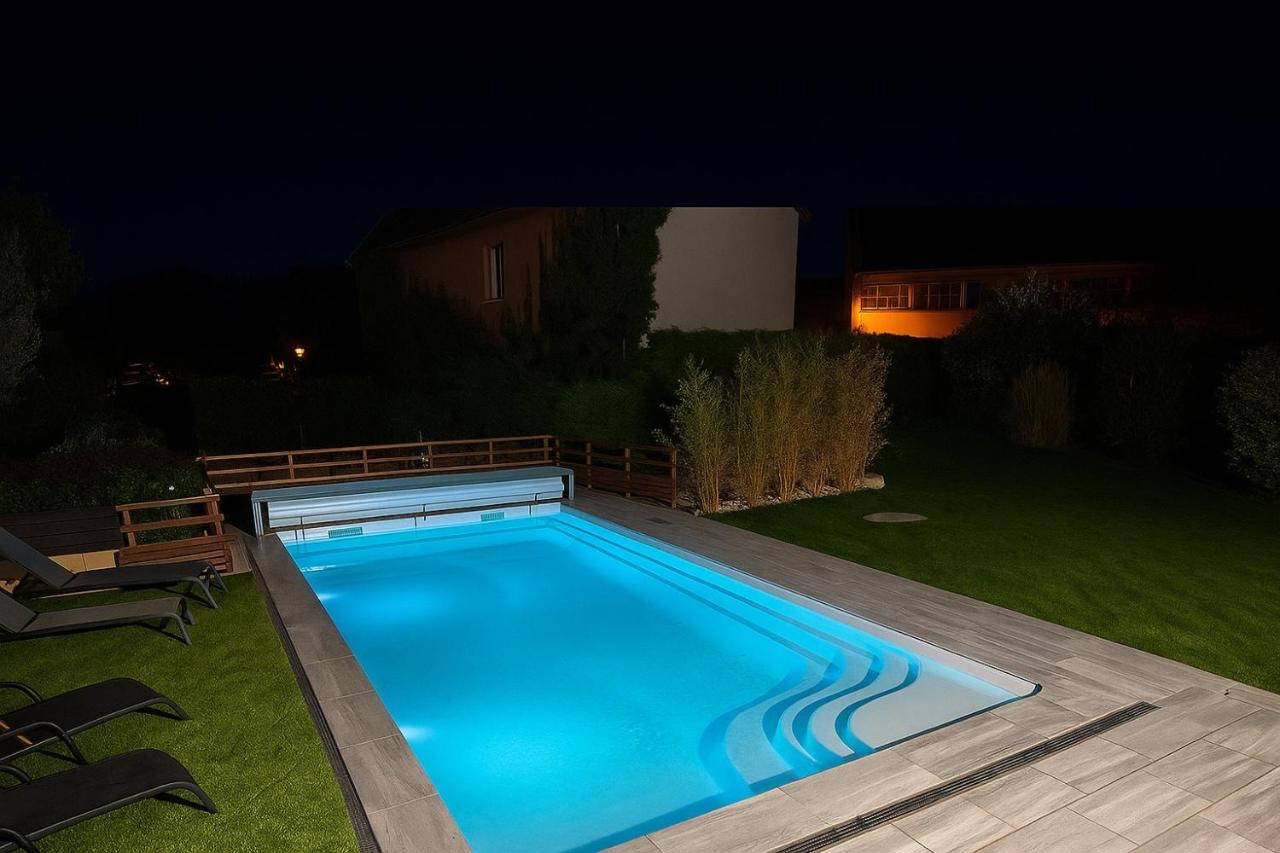 La Clouterie - Face au ruisseau piscine privée - B&B Remilly-Aillicourt