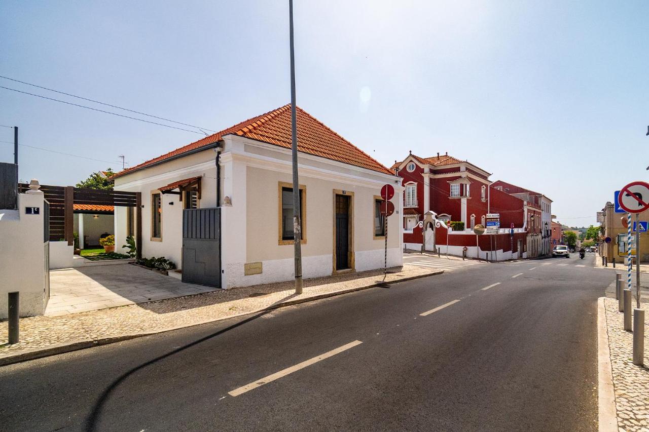 WHome Luxurious Oeiras Stay with Private Pool - Ferienwohnung Oeiras