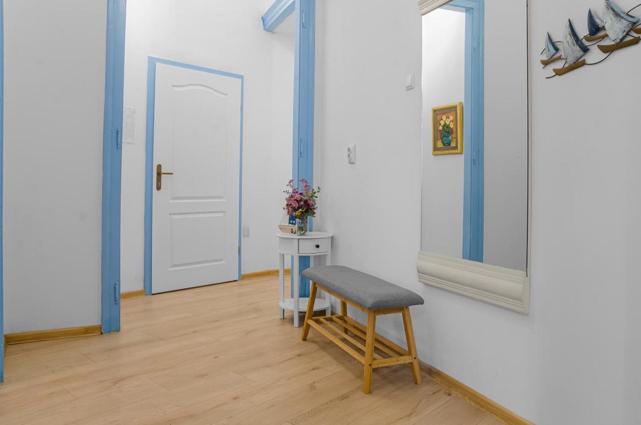 Superior Family Room