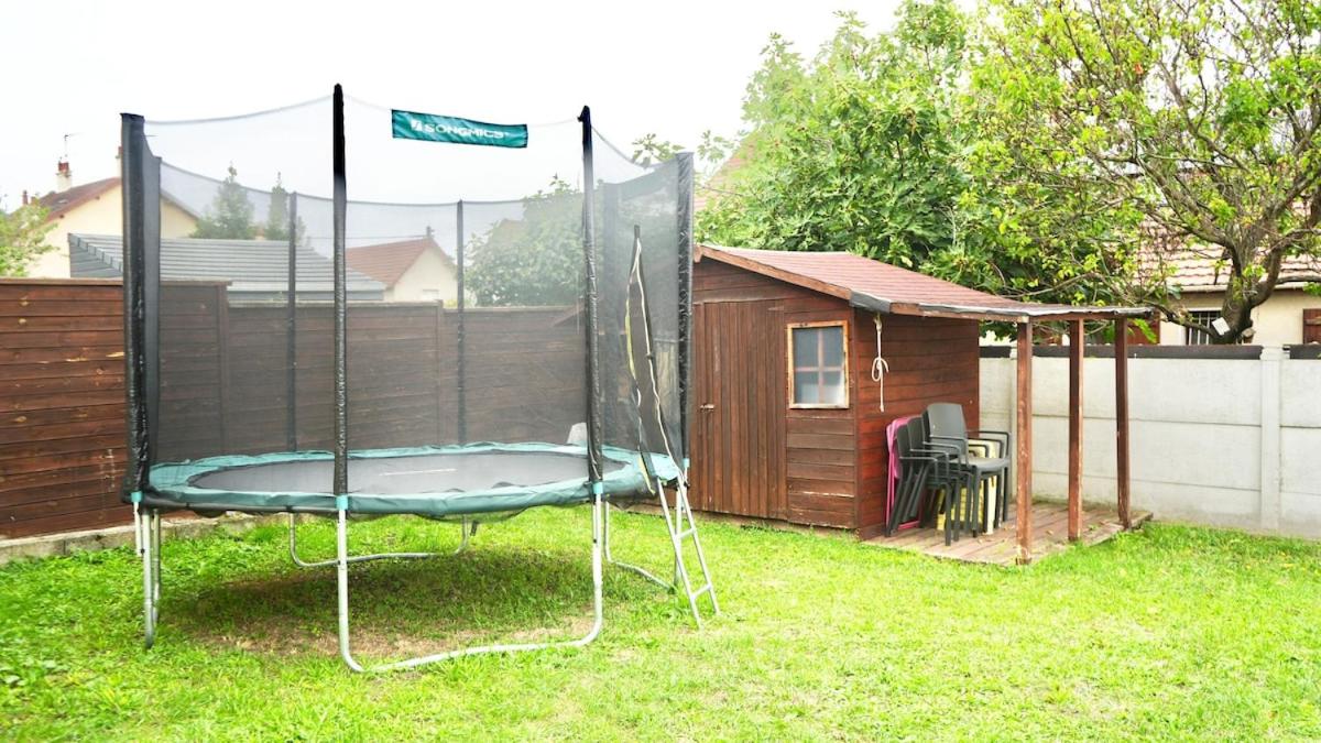 Maison La Palmeraie - Jardin au calme, gare à 5 min - Chambres d’hôtes Mantes-la-Jolie